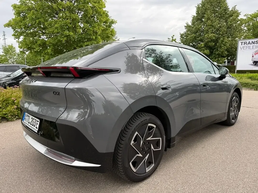 Lynk & Co 02 - Thumbnail 5