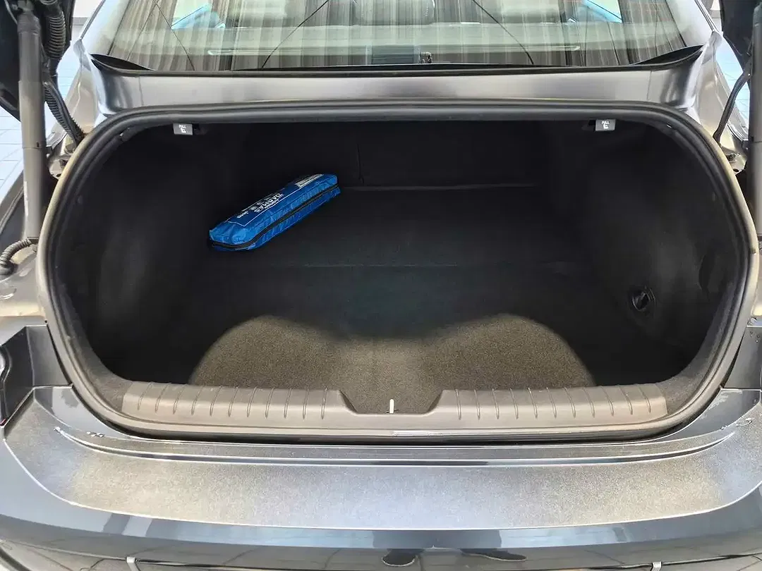 Hyundai IONIQ 6 DYNAMIQ - Thumbnail 6