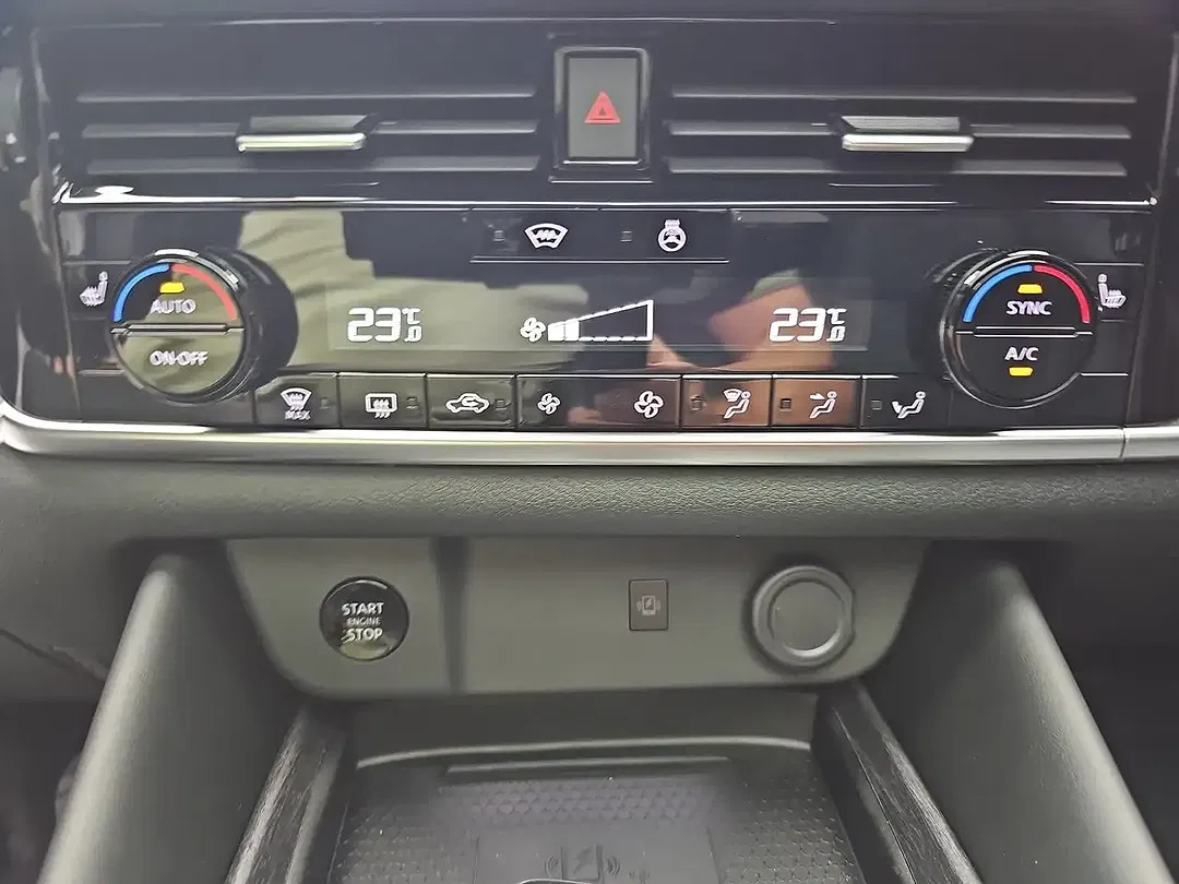 Nissan Qashqai 1.3 DIG-T Xtronic Tekna - Thumbnail 11