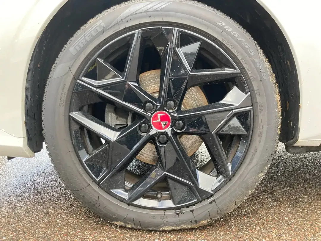 DS Automobiles DS 4 - Thumbnail 10