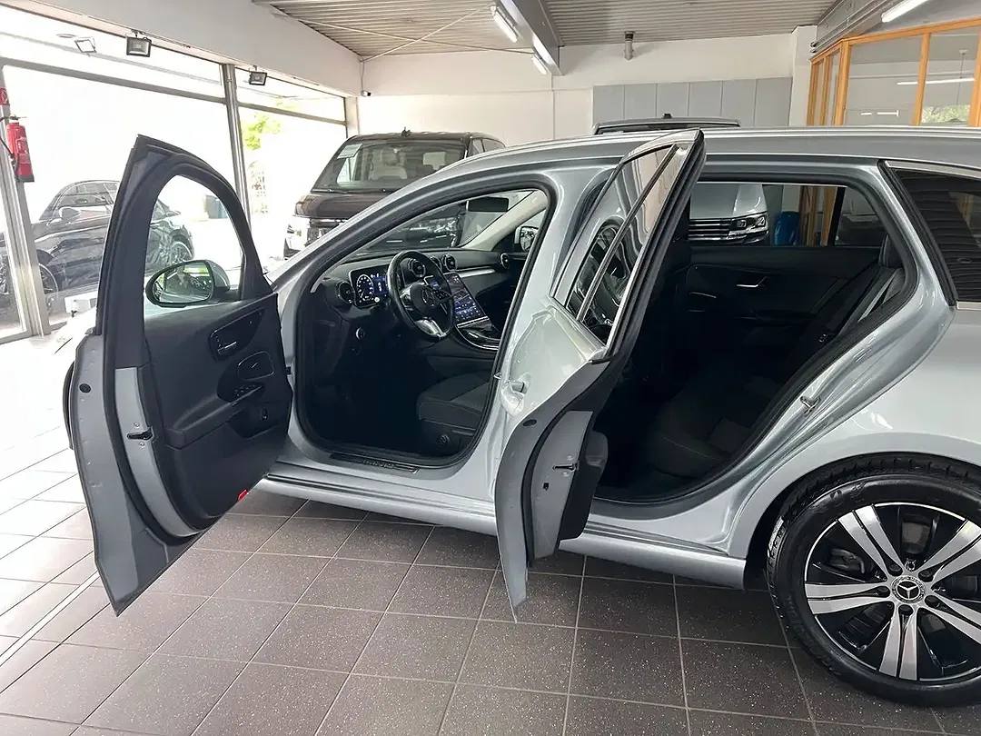 Mercedes-Benz C 220 MBUX Avantgarde - Thumbnail 6
