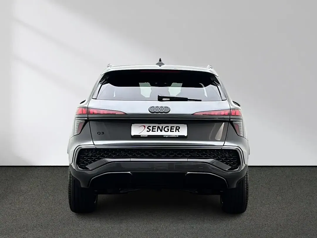 Audi Q3 TFSI MHEV S tronic S line - Thumbnail 4