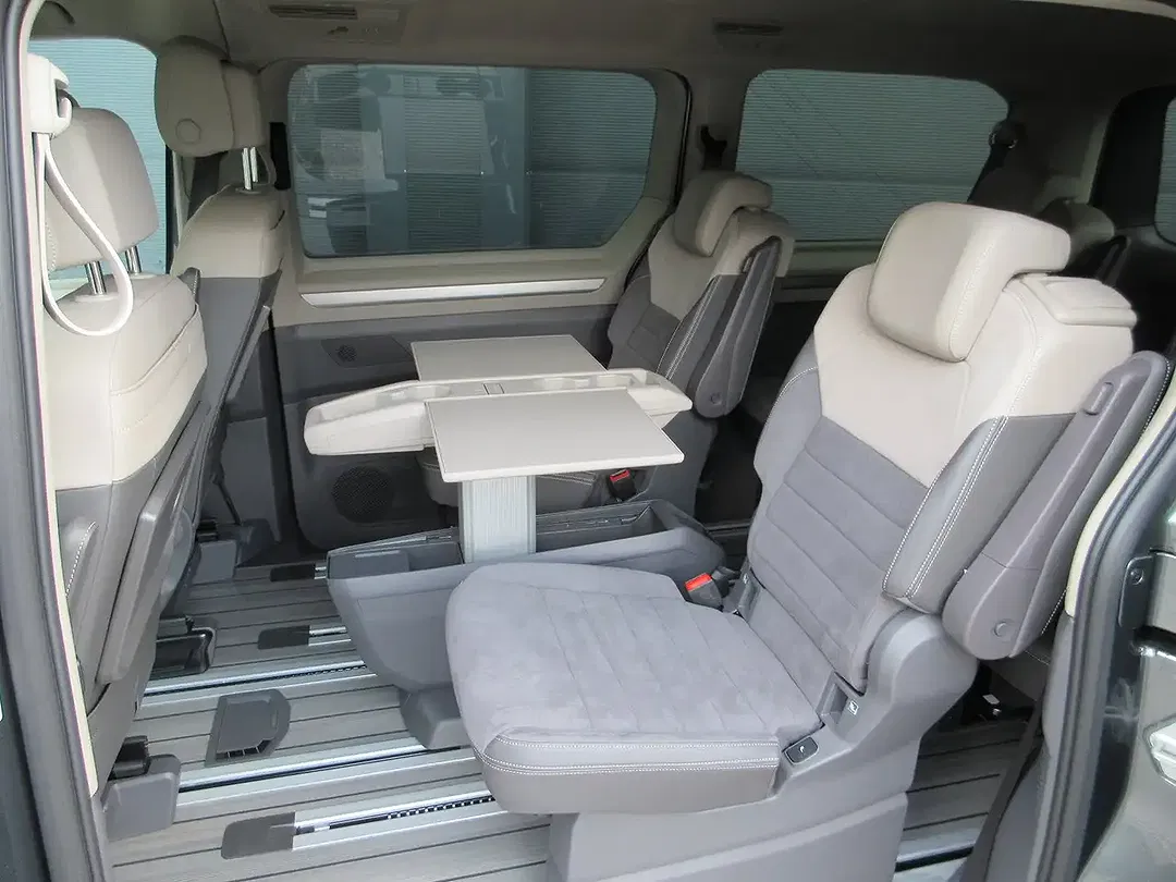 Volkswagen T7 Multivan eHybrid 4Motion Style - Thumbnail 10