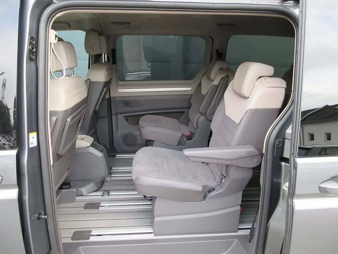 Volkswagen T7 Multivan eHybrid 4Motion Style - Thumbnail 11