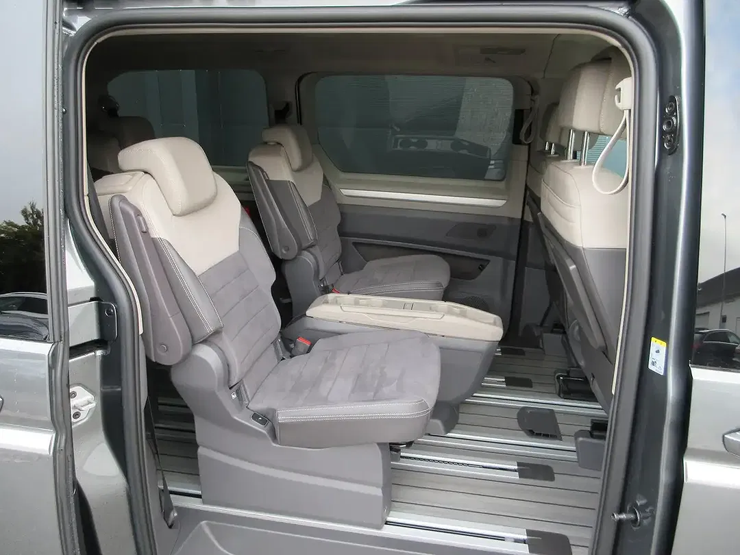 Volkswagen T7 Multivan eHybrid 4Motion Style - Thumbnail 13