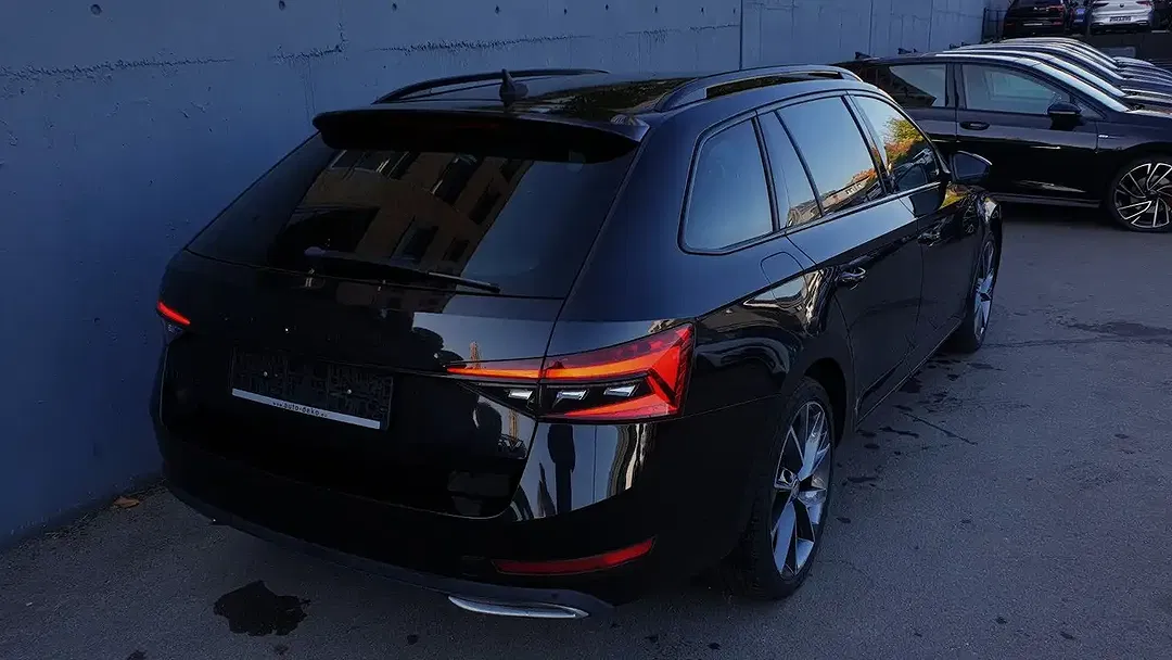 Skoda Superb 1.4 TSI iV DSG Sportline - Thumbnail 4