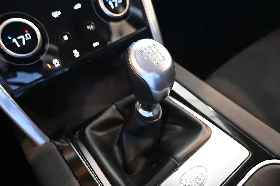 Land Rover Discovery Sport 2.0 Td4 - foto 15