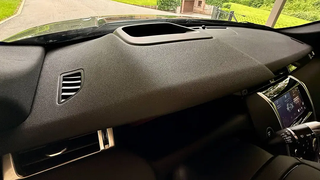 Land Rover Discovery Sport P300e 4x4 Pro - Thumbnail 17
