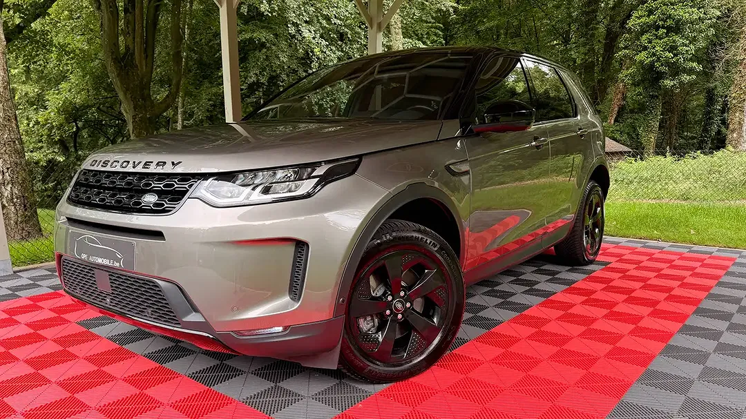 Land Rover Discovery Sport P300e 4x4 Pro - Thumbnail 3