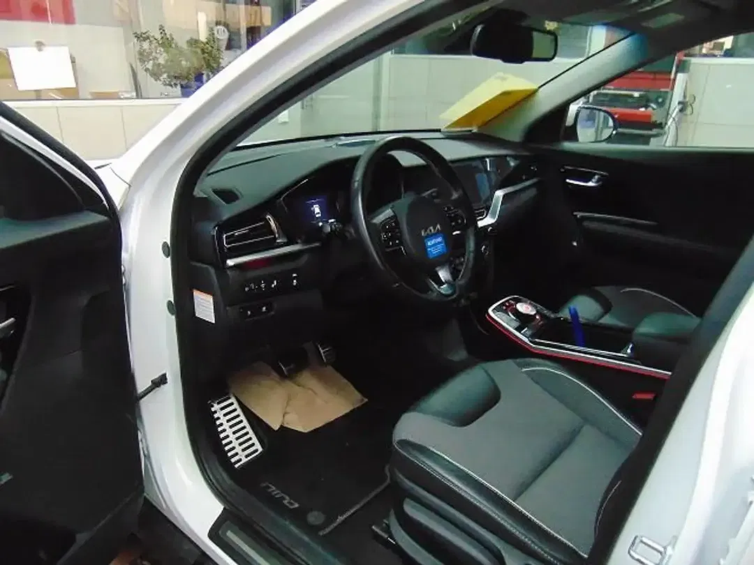 Kia Niro Spirit - Thumbnail 5