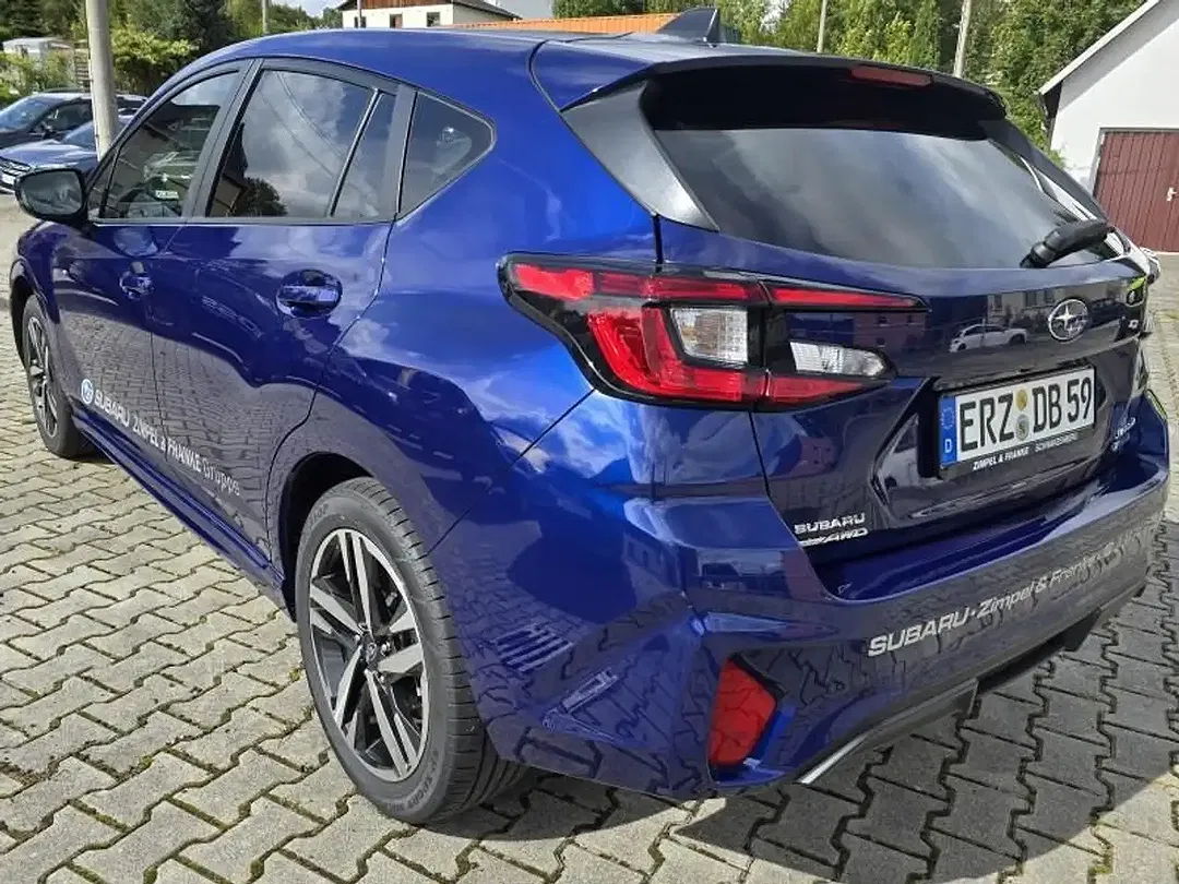 Subaru Impreza 2.0 e-Boxer Lineartronic Platinum - Thumbnail 4