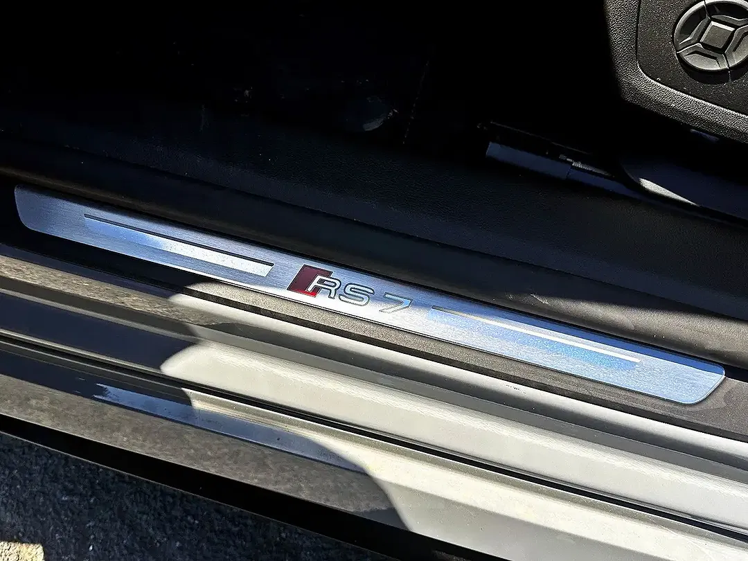 Audi RS7 performance advanced - Thumbnail 10
