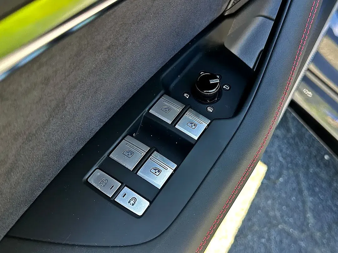 Audi RS7 performance advanced - Thumbnail 8