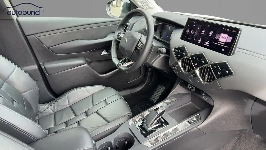 DS Automobiles DS 3 - Thumbnail 5