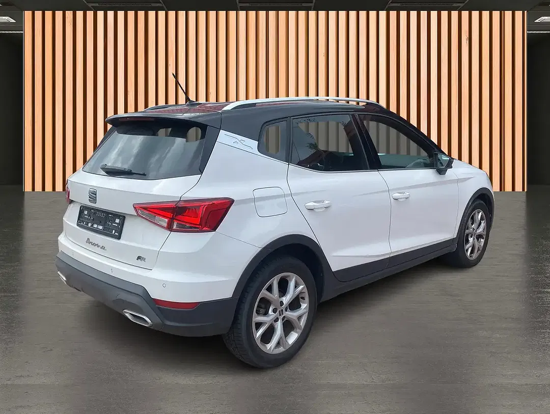 SEAT Arona 1.0 TSI DSG FR - Thumbnail 5