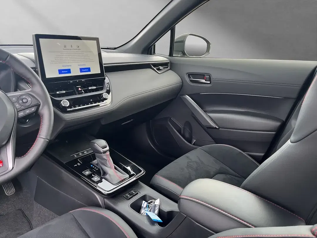 Toyota Corolla Cross Hybrid GR Sport - Thumbnail 14