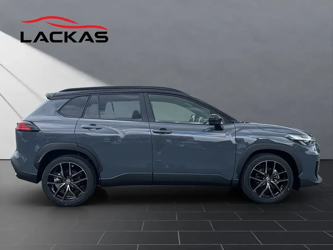 Toyota Corolla Cross Hybrid GR Sport - Thumbnail 6