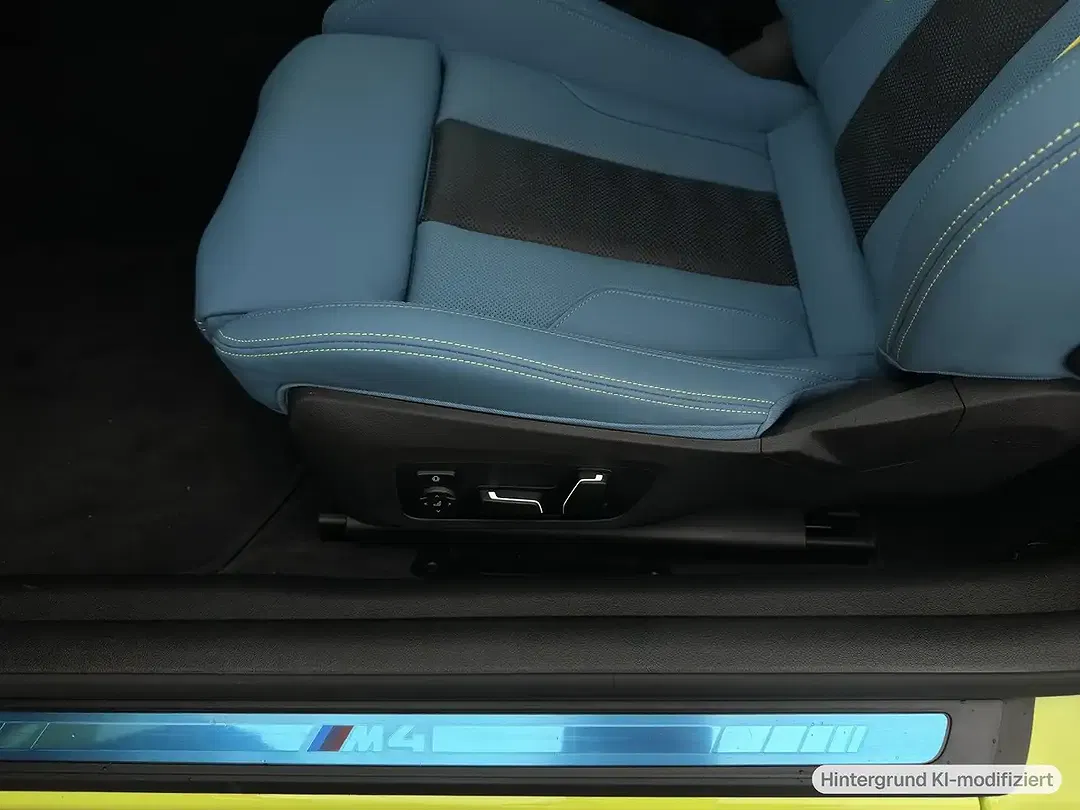 BMW M4 M xDrive Competition Coupe - Thumbnail 17