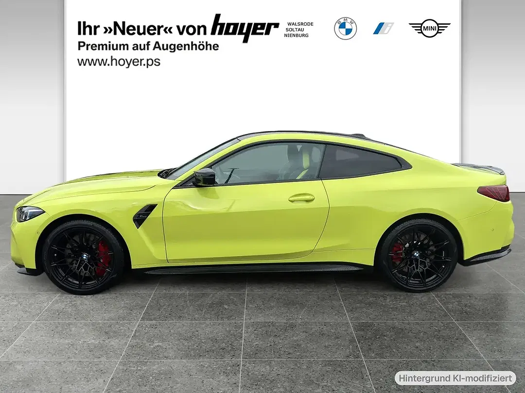 BMW M4 M xDrive Competition Coupe - Thumbnail 3