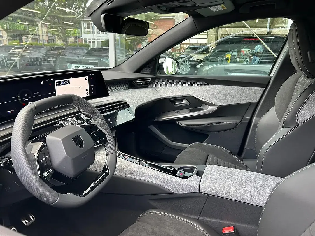 Peugeot 3008 145 MHEV GT - Thumbnail 5