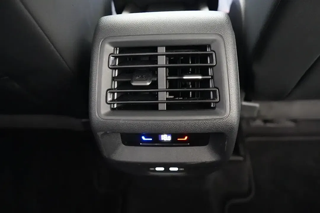 Volkswagen Tayron 2.0 TSI DSG 4Motion Elegance - foto 15