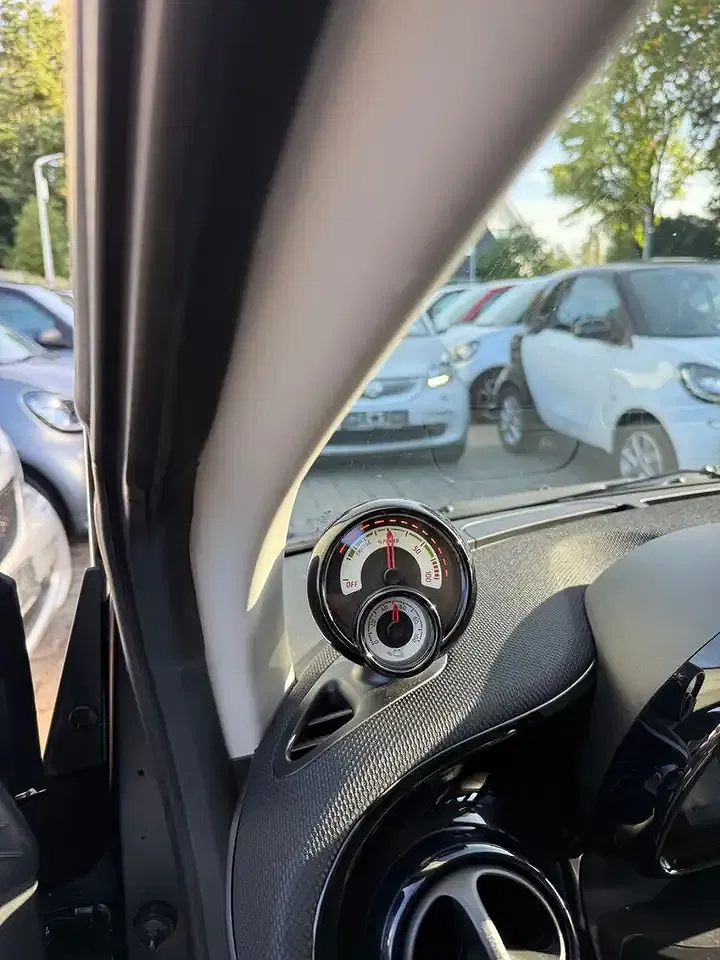 smart forTwo - Thumbnail 25