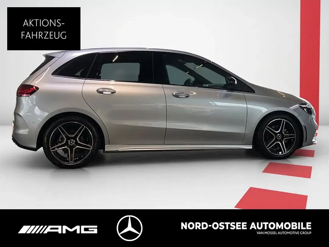 Mercedes-Benz B 180 AMG Night - Thumbnail 9