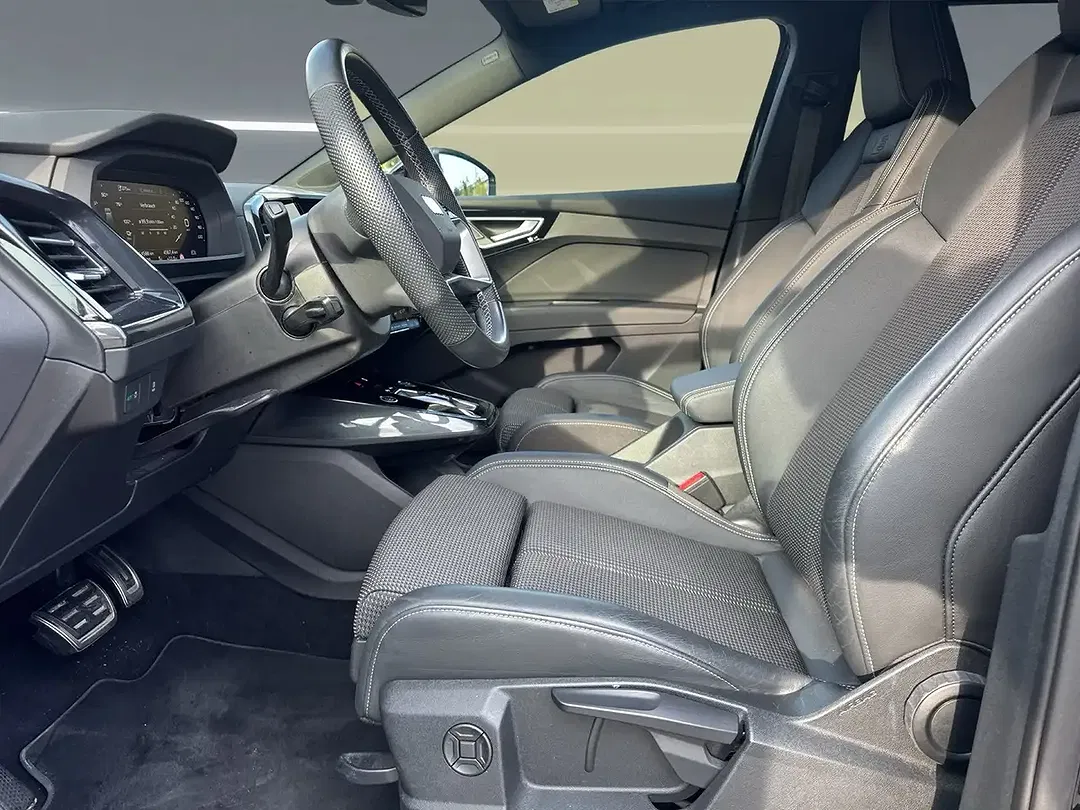 Audi Q4 e-tron S line - Thumbnail 10