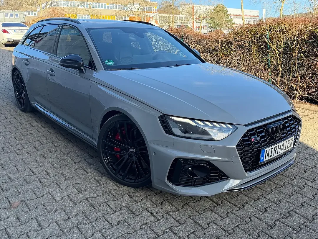 Audi RS4 - Afbeelding 1