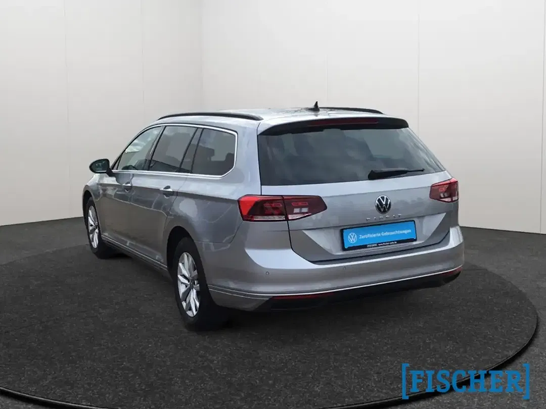 Volkswagen Passat 1.5 TSI DSG Business - Thumbnail 4