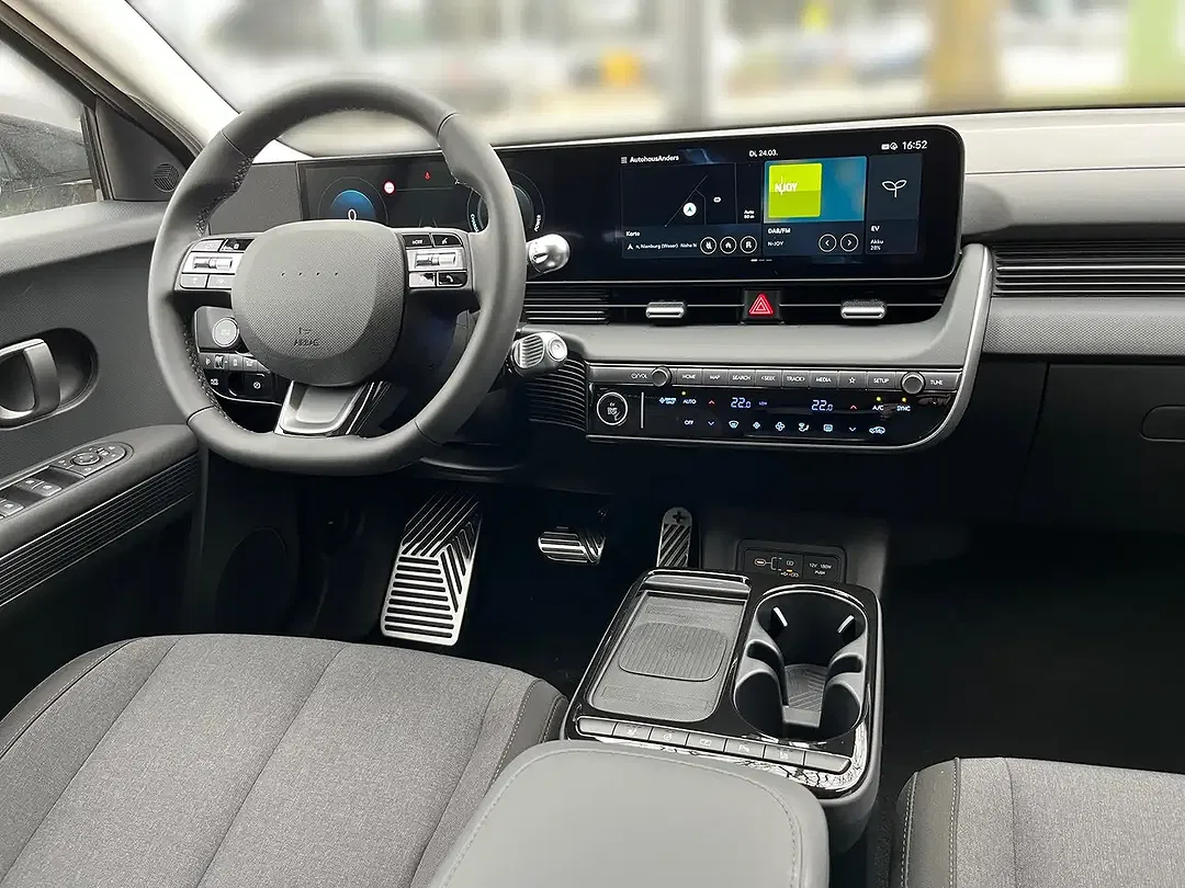 Hyundai IONIQ 5 - Thumbnail 8