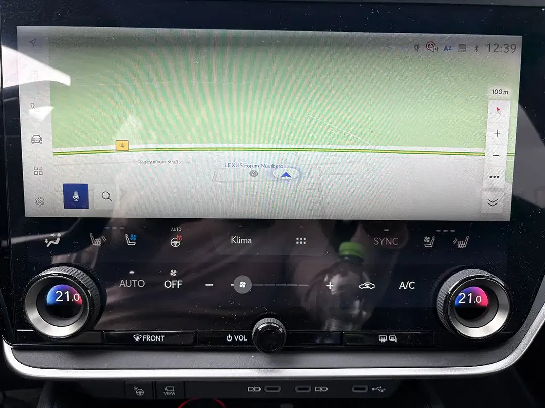 Lexus RZ DIRECT4 F SPORT - Thumbnail 10