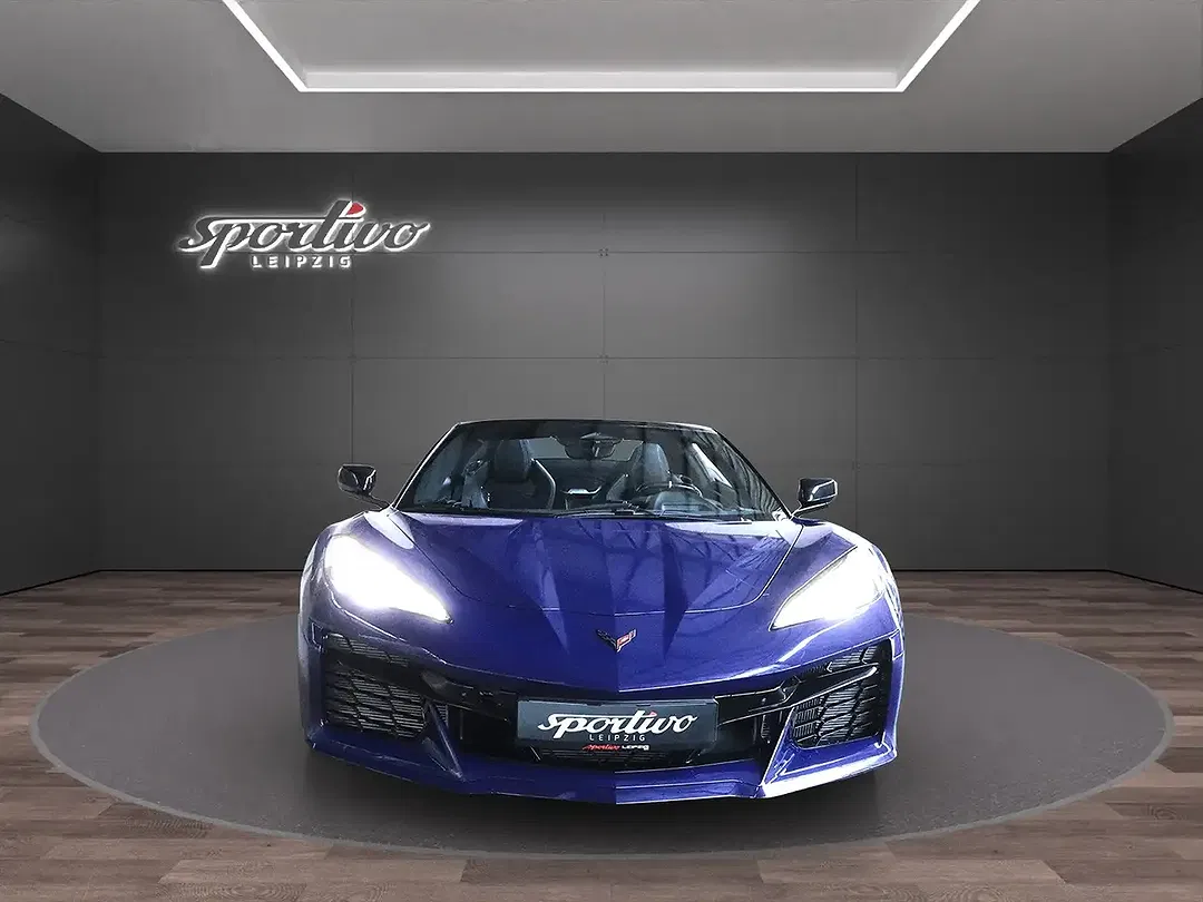 Corvette C8 E-Ray 3LZ - Thumbnail 3