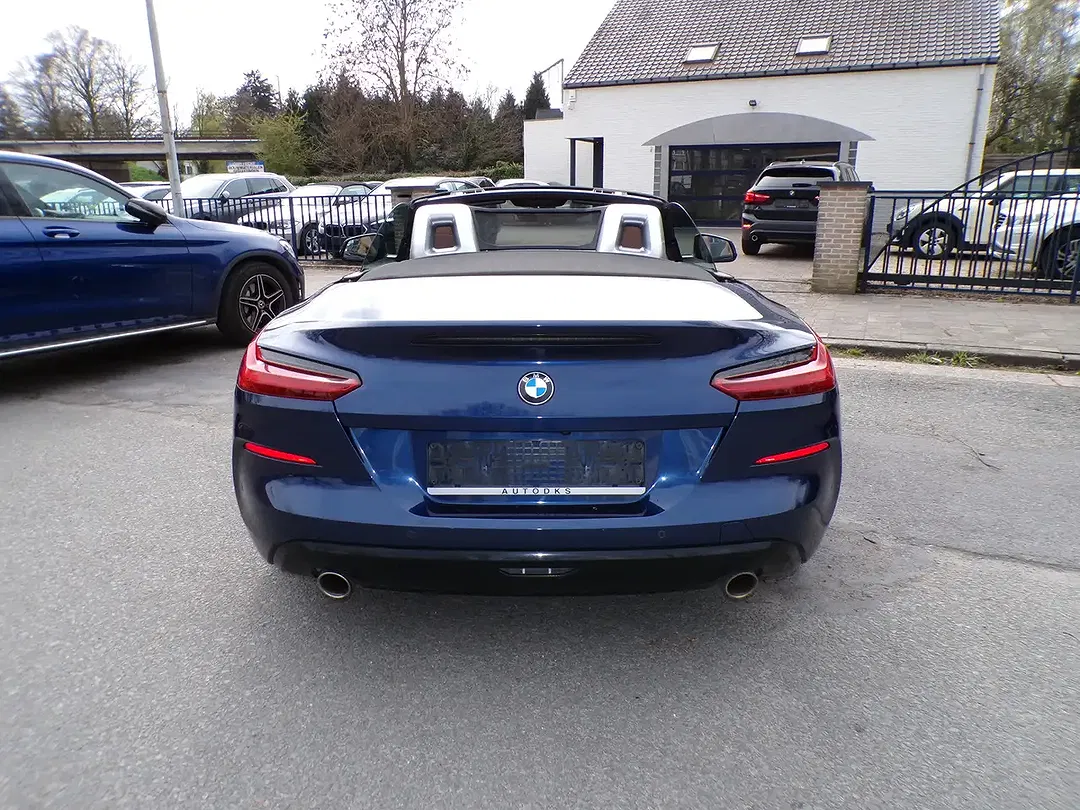 BMW Z4 sDrive - Thumbnail 3