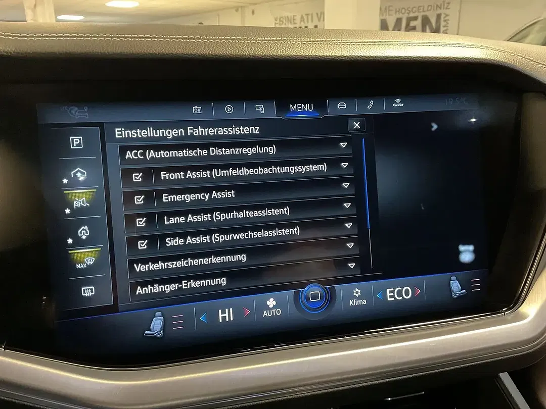 Volkswagen Touareg 3.0 V6 eHybrid Elegance - Thumbnail 22