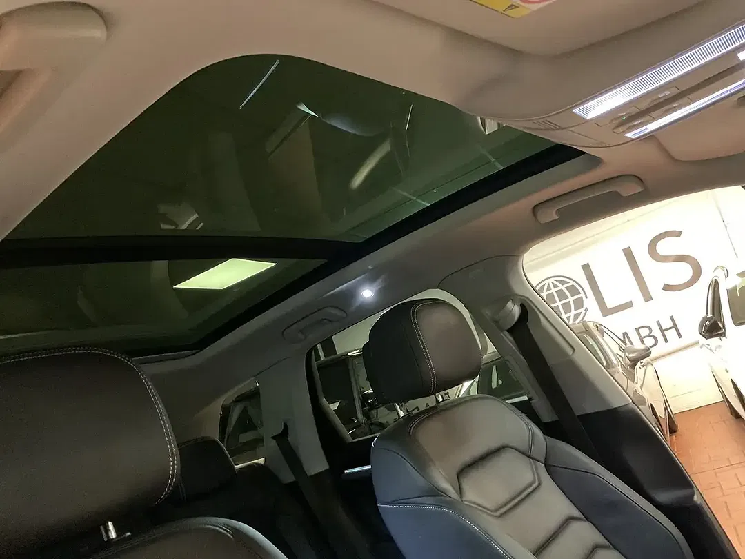 Volkswagen Touareg 3.0 V6 eHybrid Elegance - Thumbnail 29