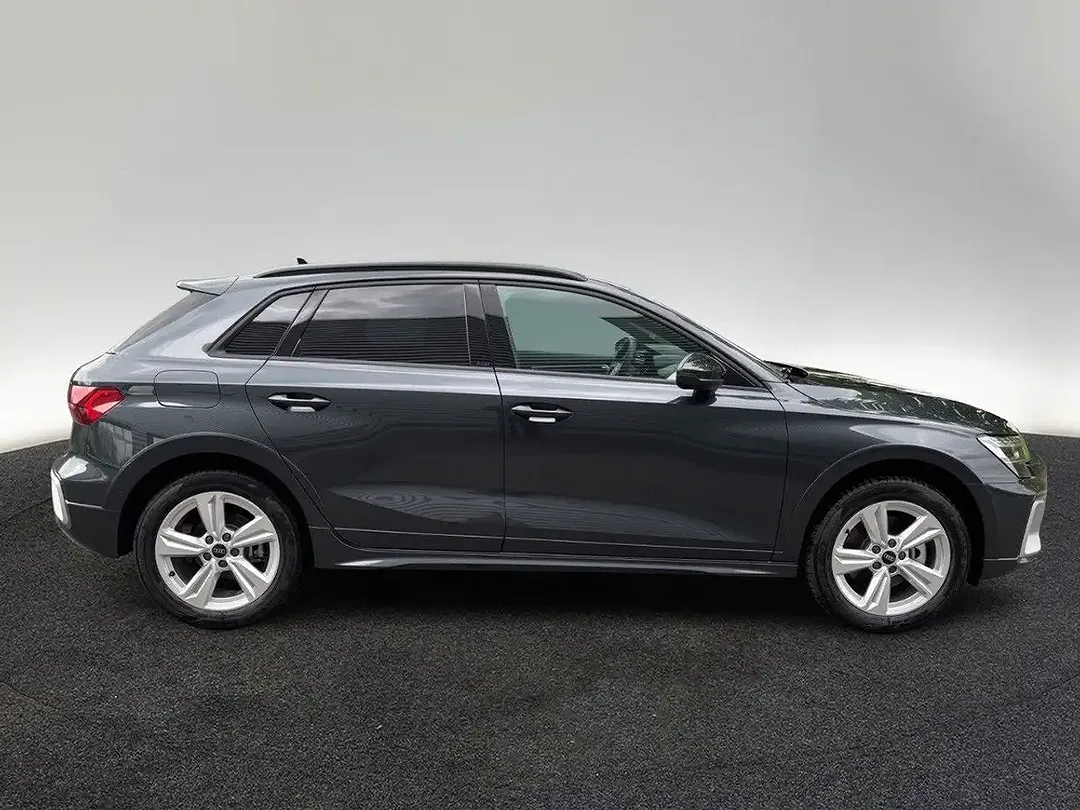 Audi A3 TFSI e S tronic - Thumbnail 6