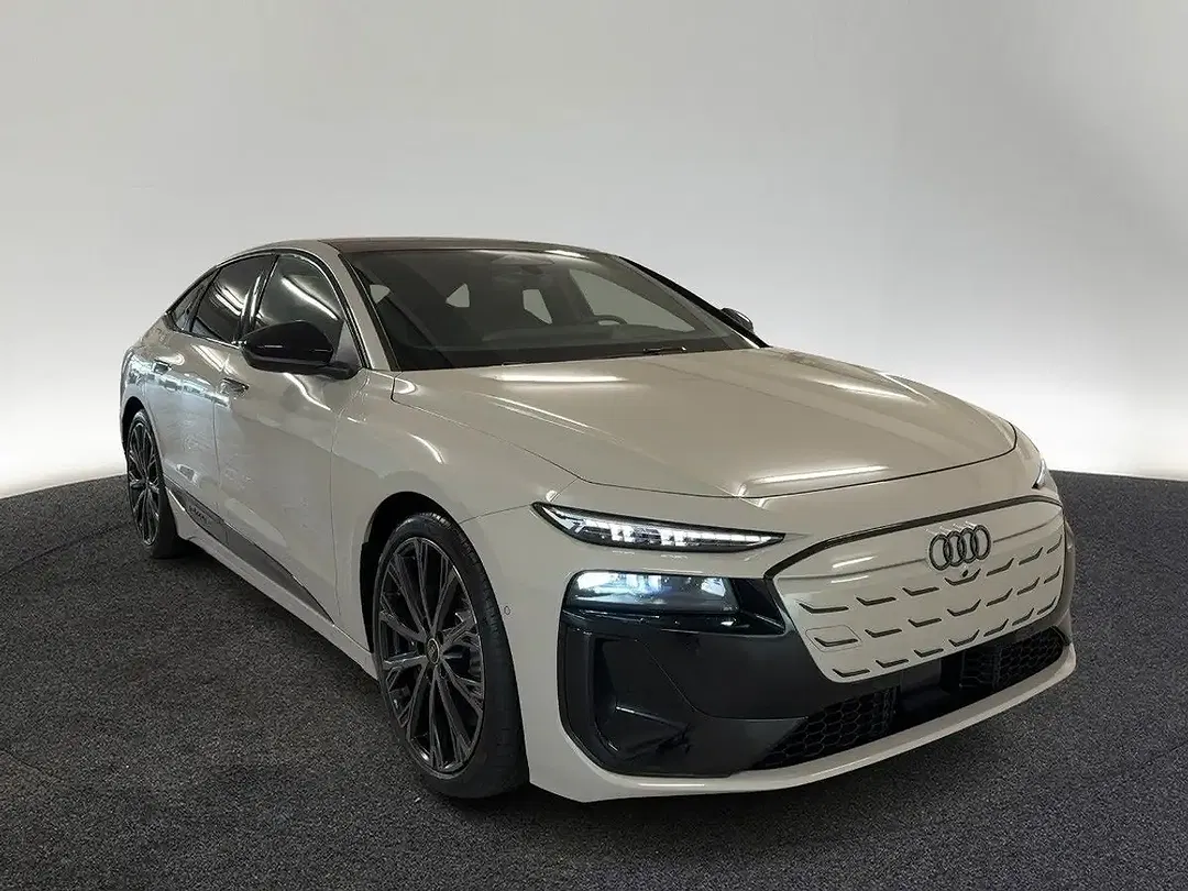Audi S6 e-tron - Thumbnail 3