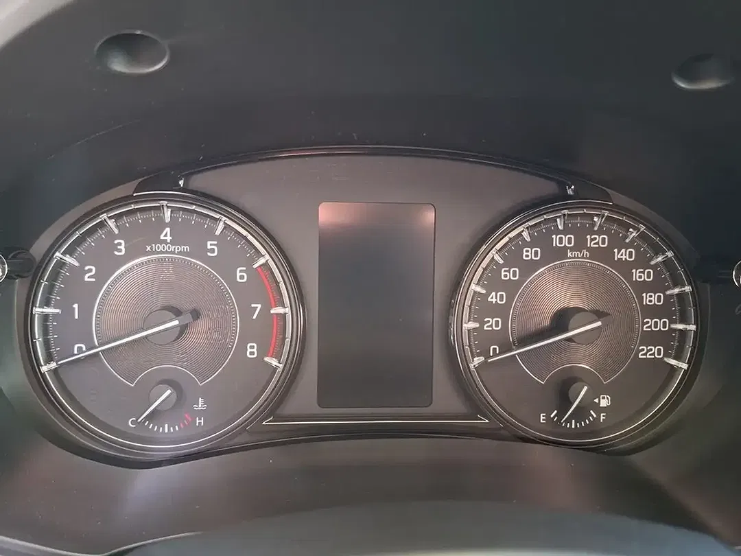 Suzuki Vitara Hybrid 1.4 6AT AllGrip - Thumbnail 11