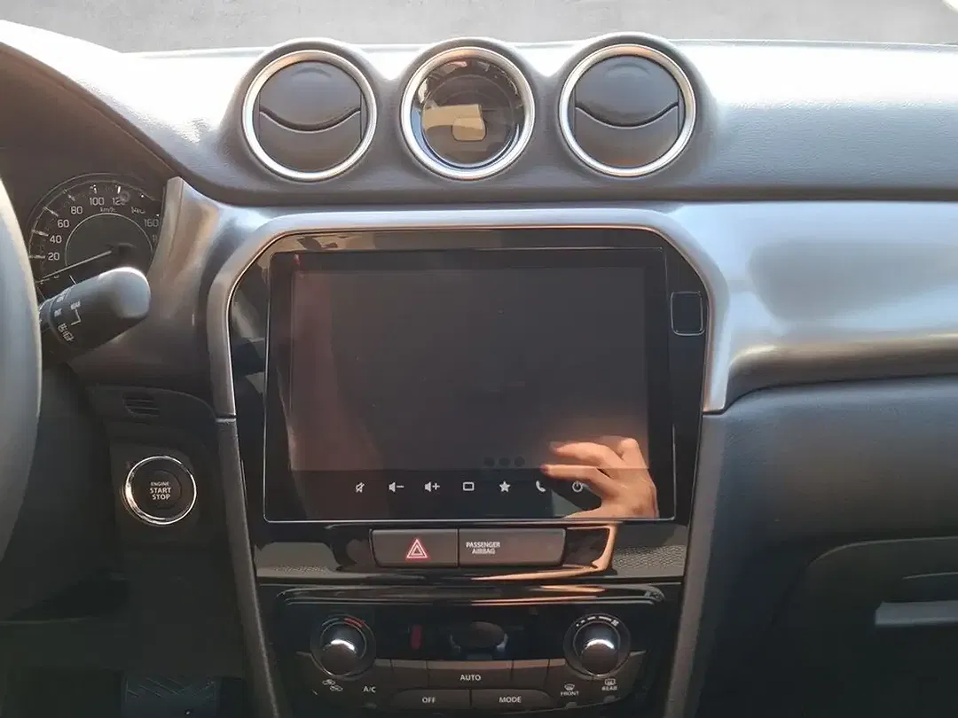 Suzuki Vitara Hybrid 1.4 6AT AllGrip - Thumbnail 15