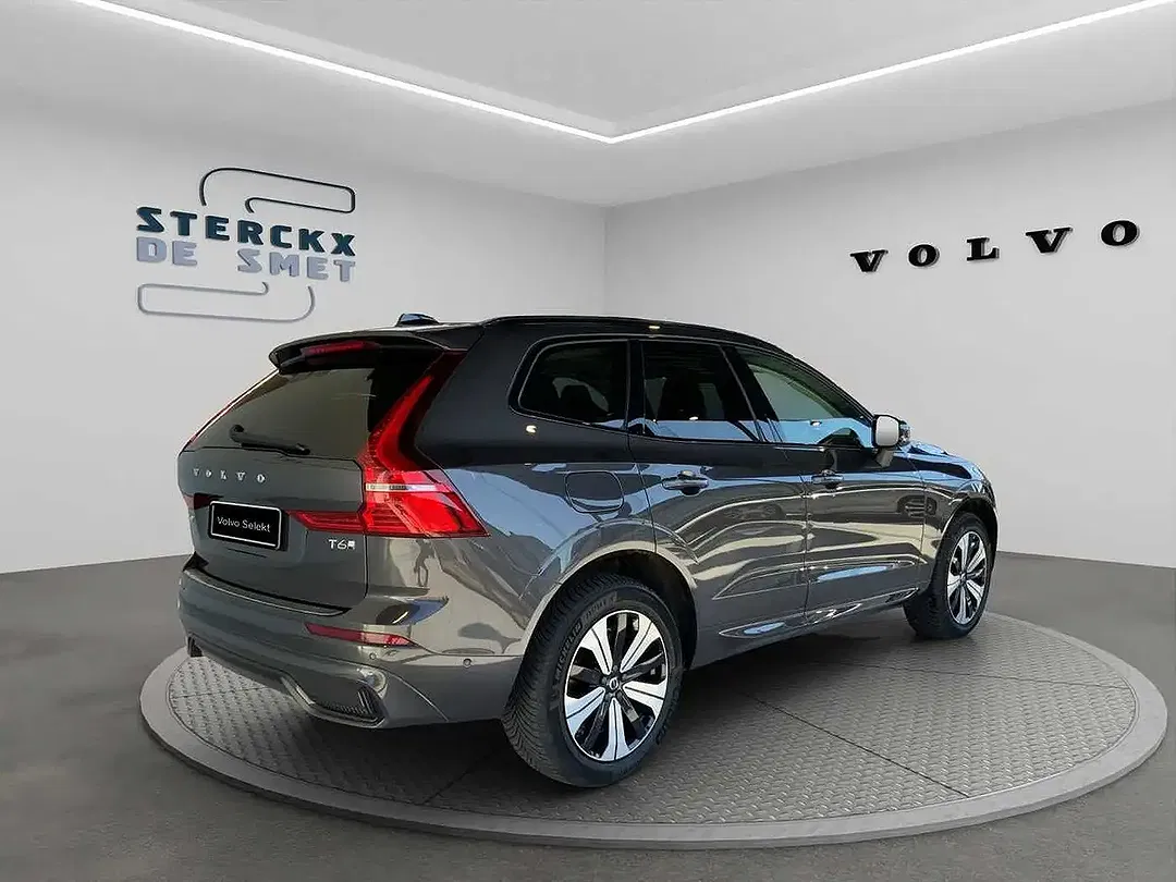 Volvo XC60 T6 PHEV AWD Plus - Thumbnail 6