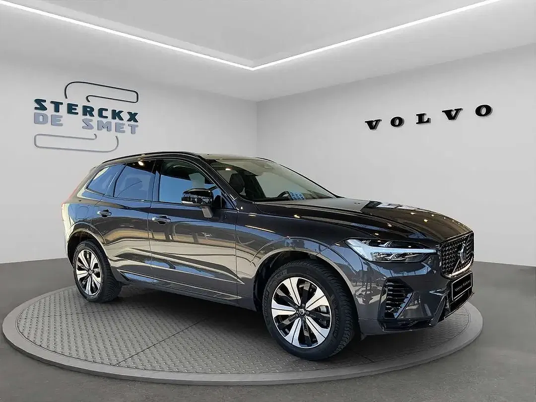 Volvo XC60 T6 PHEV AWD Plus - Thumbnail 8