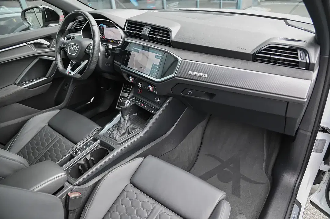Audi RS Q3 2.5 TFSI Sportback - Thumbnail 12