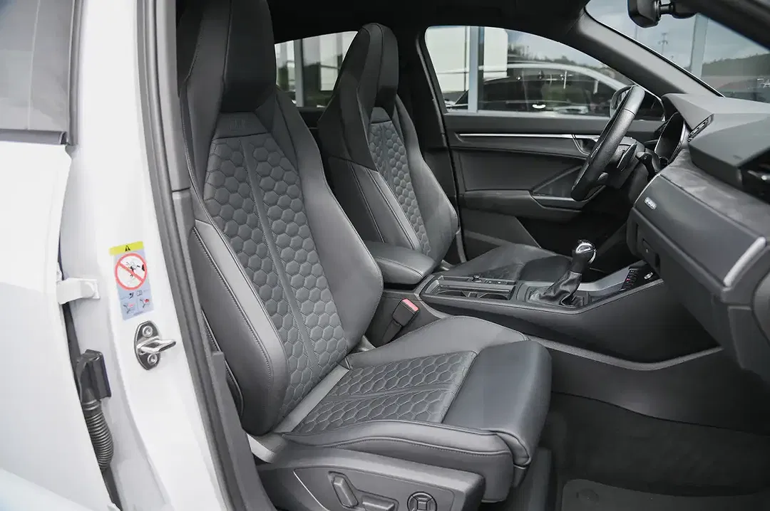 Audi RS Q3 2.5 TFSI Sportback - Thumbnail 14