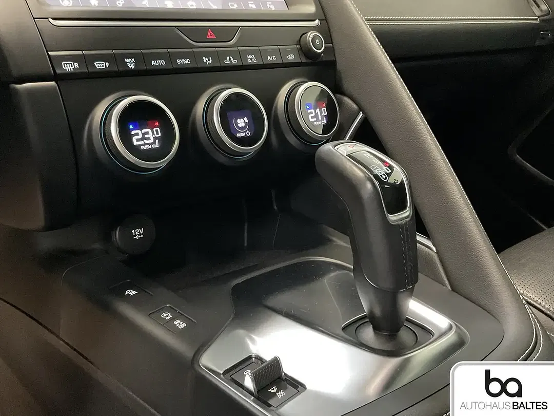 Jaguar E-Pace D150 4x4 R-Dynamic SE - Thumbnail 10