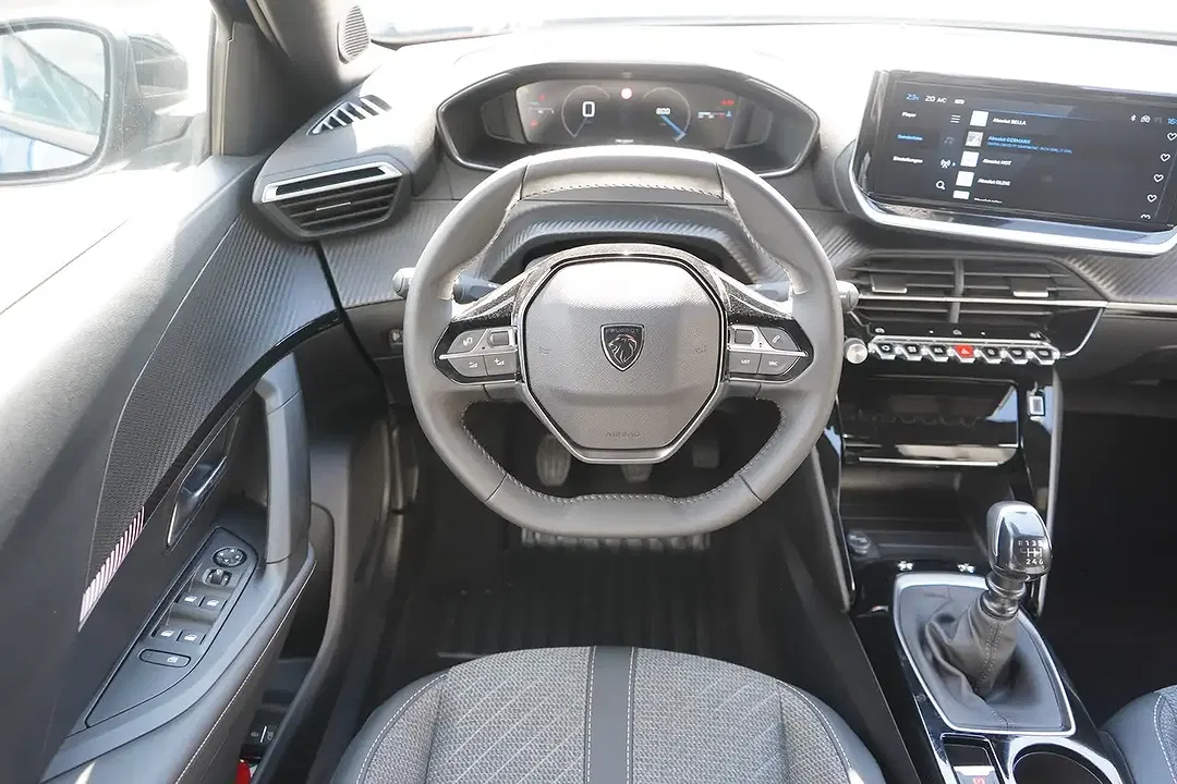 Peugeot 2008 PureTech - Thumbnail 11