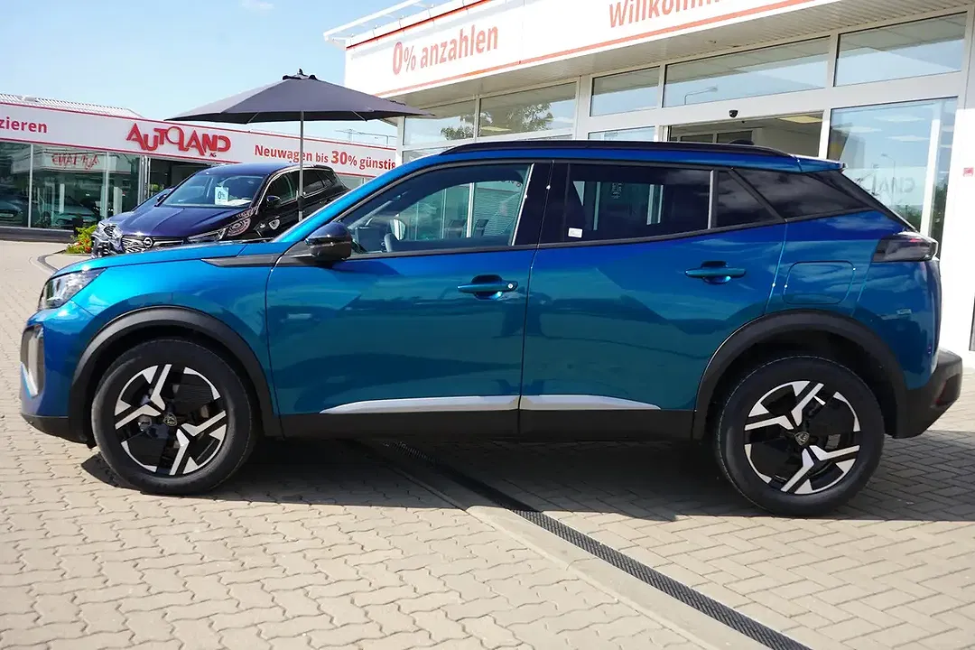 Peugeot 2008 PureTech - foto 2