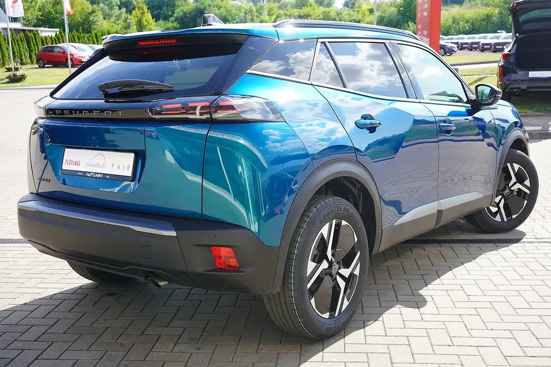 Peugeot 2008 PureTech - Thumbnail 5