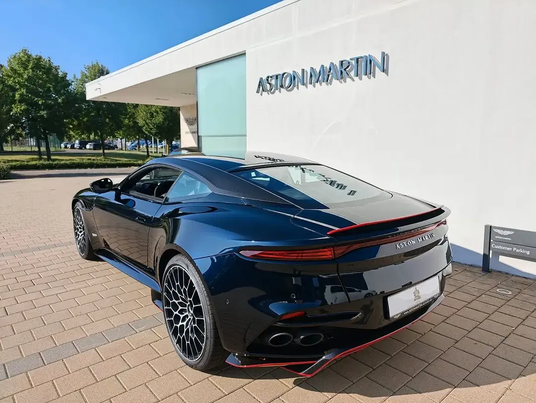 Aston Martin DBS 770 5.2 V12 Ultimate - Thumbnail 7