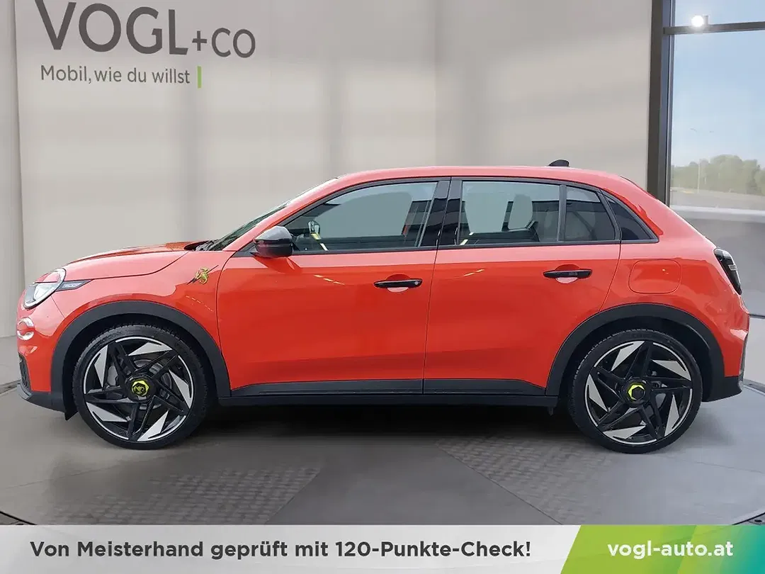 Abarth 600e Turismo - foto 2
